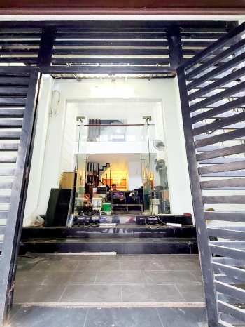 Mặt Tiền, Hoàng Văn Hợp - 7,7 Tỷ